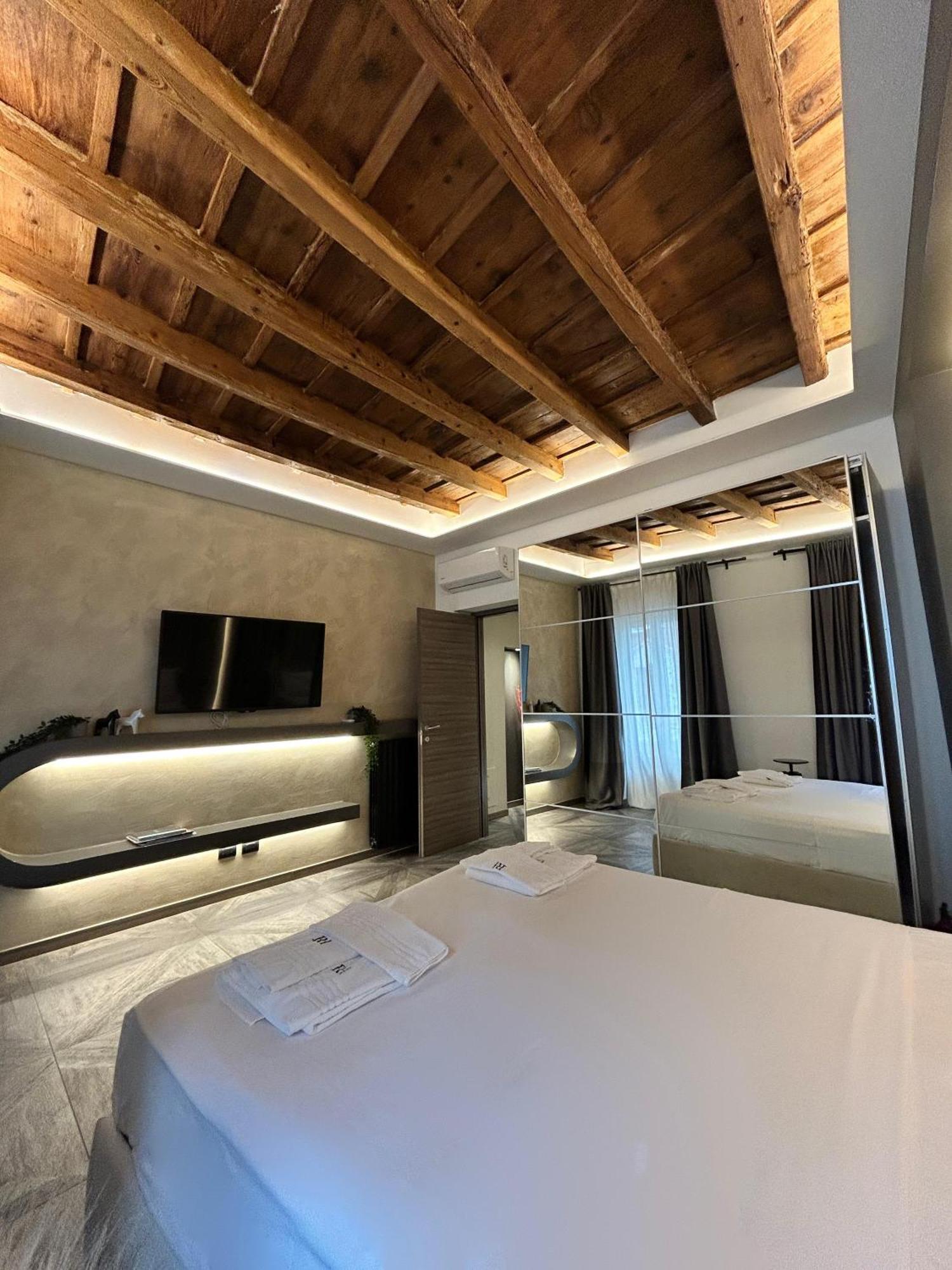 Davinci Apartament Near Duomo Milán Exterior foto